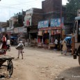 Interesting Border Crossing from Nepal to India This week's photo comes from Sunauli, the India-Nepal border crossing that connects the Indian holy city of Varanasi with Kathmandu, Nepal
