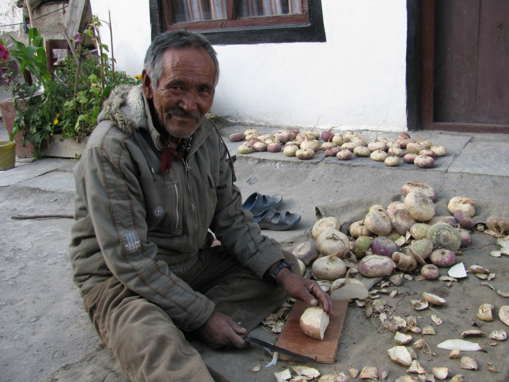 Village-Annapurna-Range-Nepal