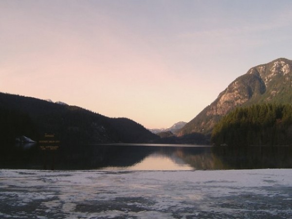 buntzen-lake-hike