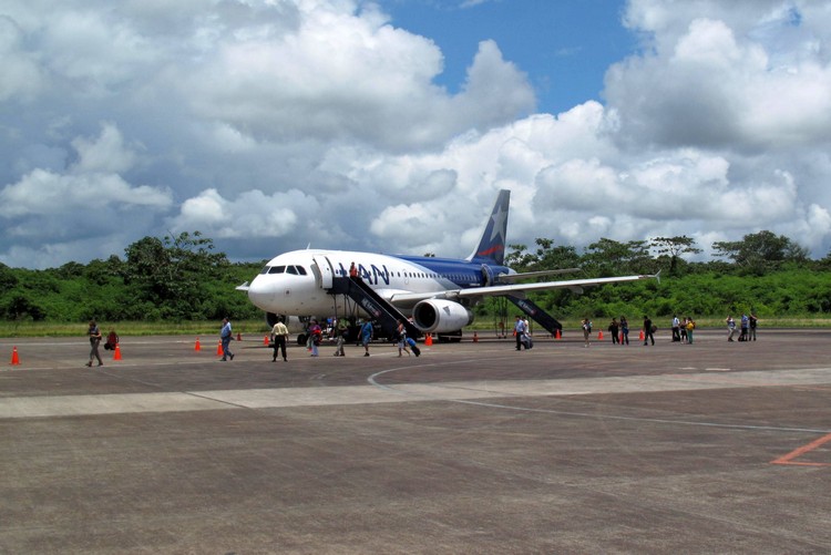 LAN airplane at Padre Aldamiz International Airport in Puerto Maldonado