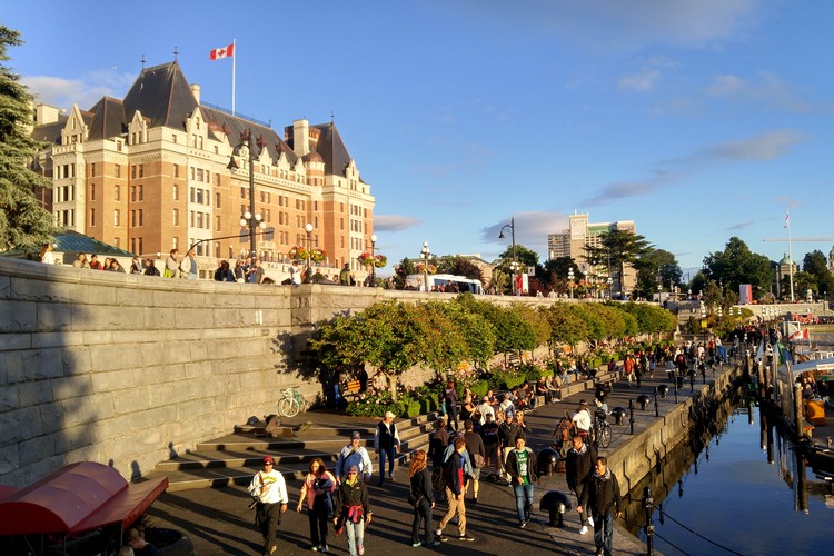 Empress hotel and Victoria's Inner Harbour waterfront walk