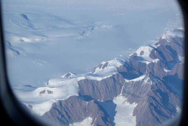 photos of Greenland's rocky mountains