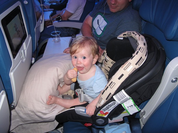 infant car seat airplane