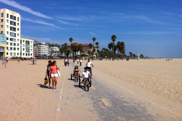  Santa Monica Beach Boardwalk, Los Angeles, California