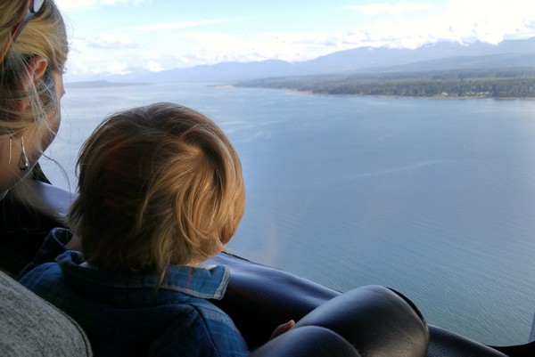 Seaplane flight in British Columbia, Comox Harbour
