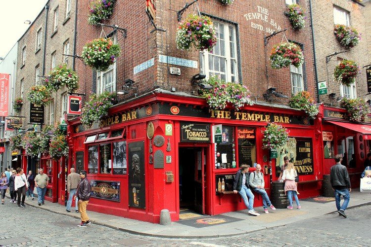 Temple Bar, Dublin - Popular red pub in Dublin - Top Ireland attractions