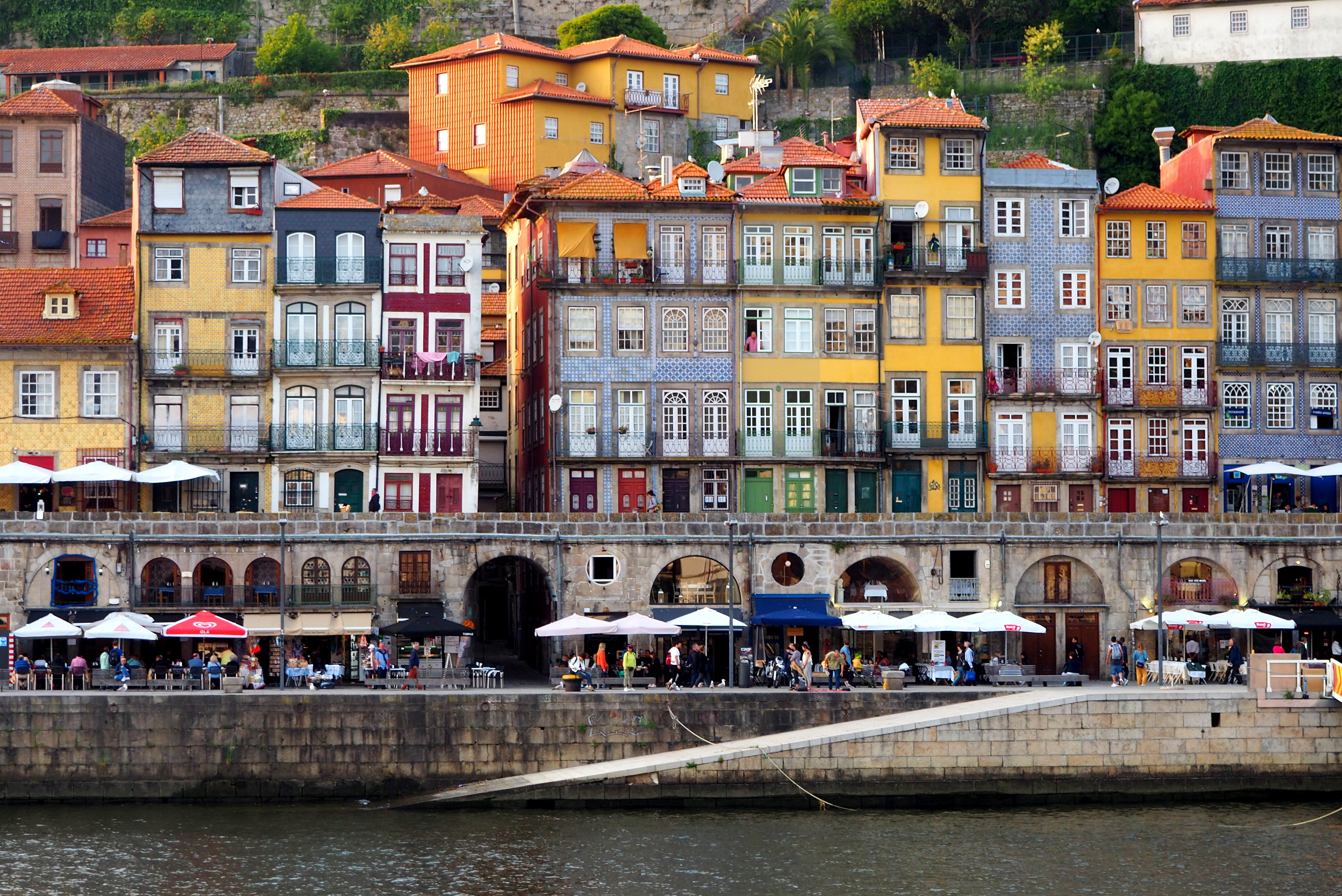 30 Photos of Porto Portugal that we can't stop looking at