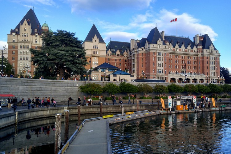 Fairmont Empress hotel view from Victoria Inner Harbour. Best day trip from Vancouver for tourists 