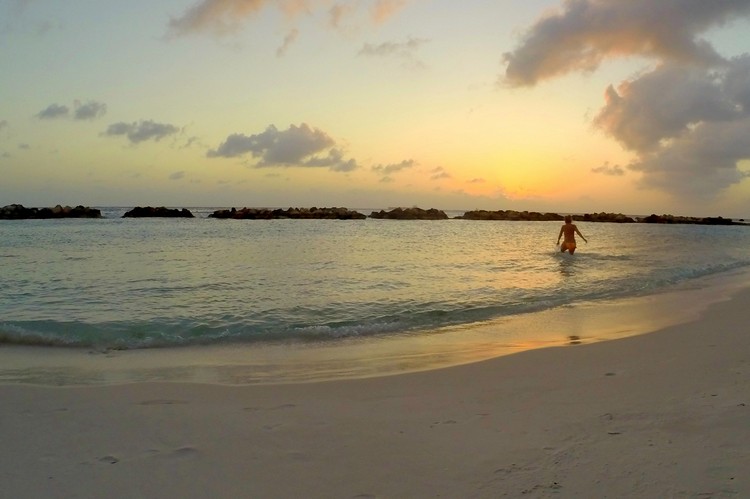 beach sunset Curaçao Caribbean island 