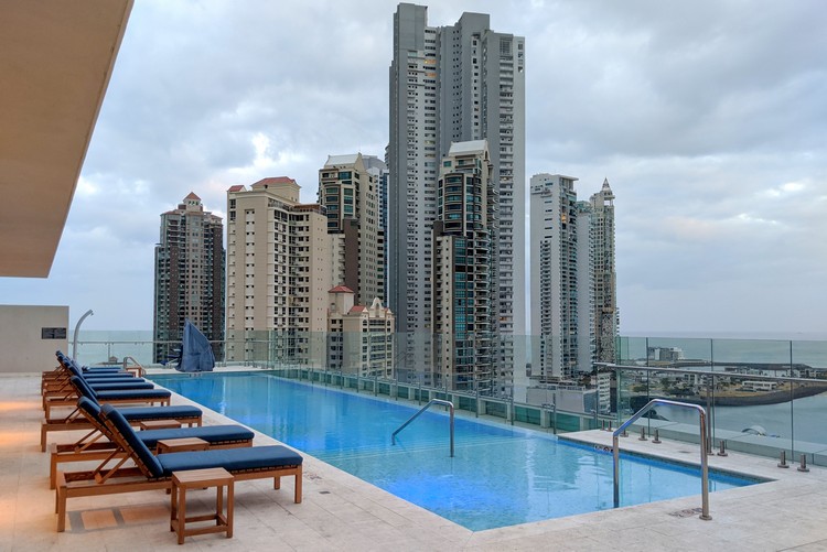 rooftop pool at Residence Inn by Marriott Panama City Panama