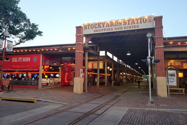 Fort Worth, Texas: Visit Stockyards and Sundance Square