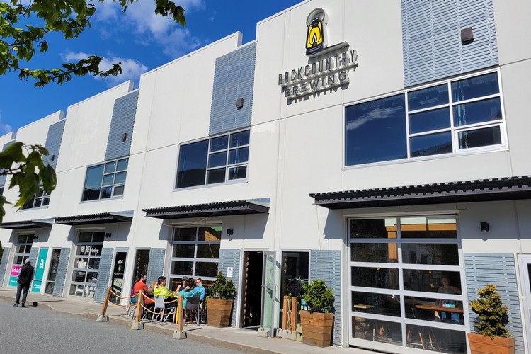 Exterior of Backcountry Brewing in Squamish