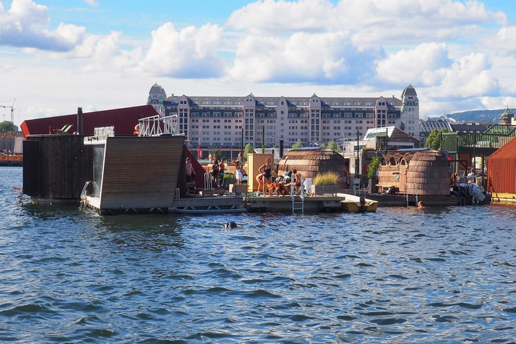 floating saunas in Oslo fjord things to do in Oslo