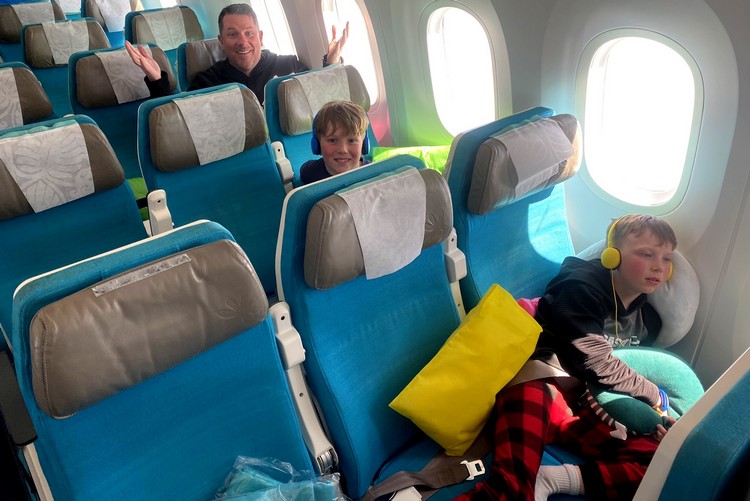 lots of empty seats on the Air Tahiti Nui flight from Seattle to Tahiti