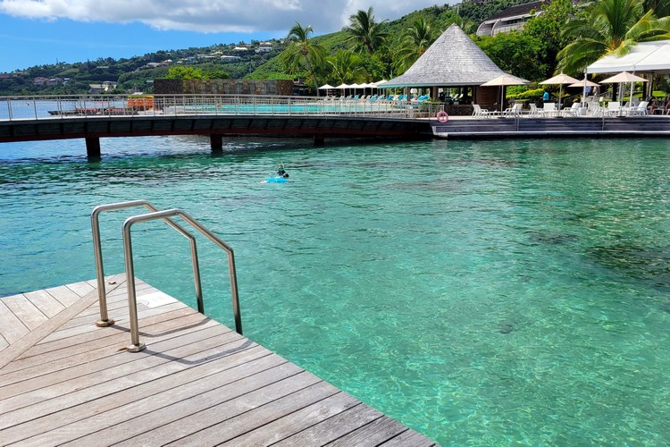 snorkeling at Te Moana Tahiti Resort. Best hotel near Tahiti Airport, family vacation to Society Islands, French Polynesia
