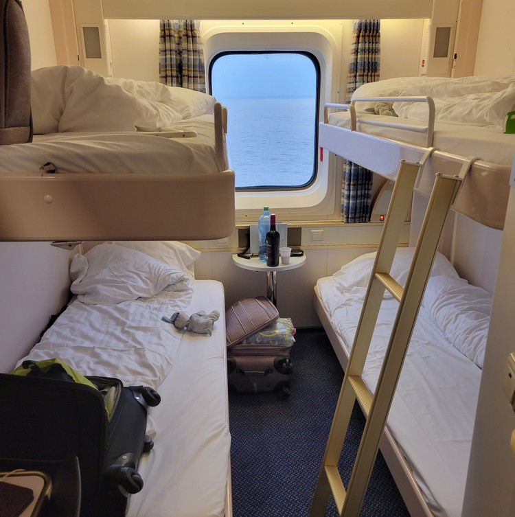 sleeping arrangements, bunk beds Sea View Cabin 4 berth, inside DFDS Ferry from Oslo To Copenhagen