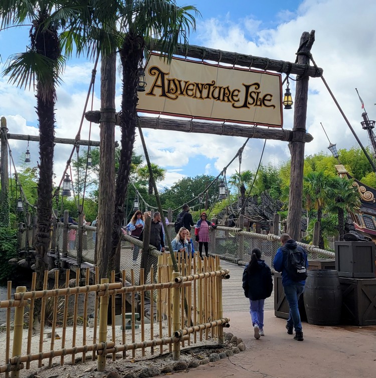 Bridge to Adventure Island in Adventureland, Disneyland Paris attractions