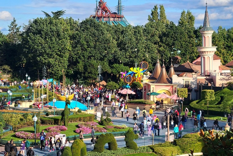 disneyland paris which park to visit