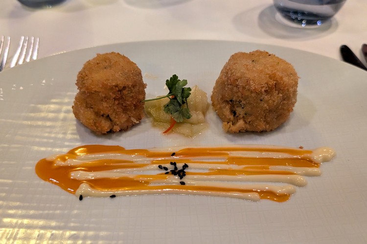 Pinnacle Grill specialty dining on Koningsdam cruise ship Holland America Line