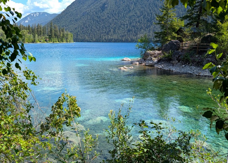 Stunning colourful mountain lake in central British Columbia