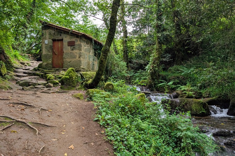 Ruta da Pedra e da Auga (The Route of Stone and Water), Camino Portuguese Spiritual Variant section after Armenteira Monastery