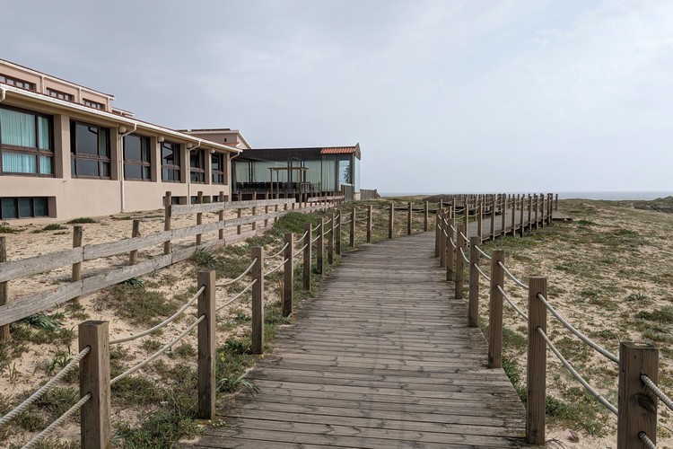 Camino boardwalk in front of Hotel Santo Andre