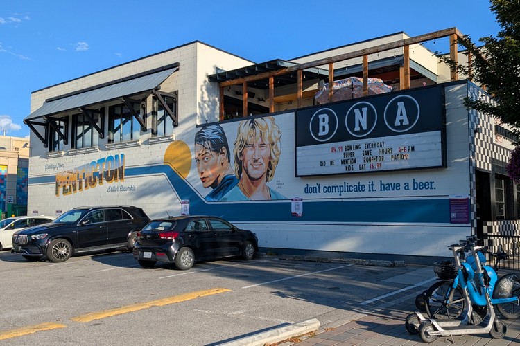 Exterior mural at BNA Brewing Penticton
